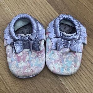 Freshly Picked Disney Princess Baby Moccasins (size 3)